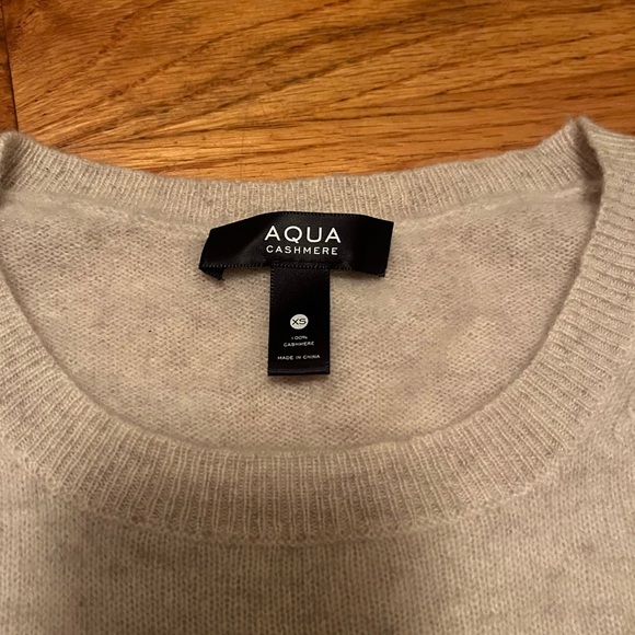 NWOT Aqua cashmere Drop Shoulder High Low Crewneck Sweater - Picture 6 of 6